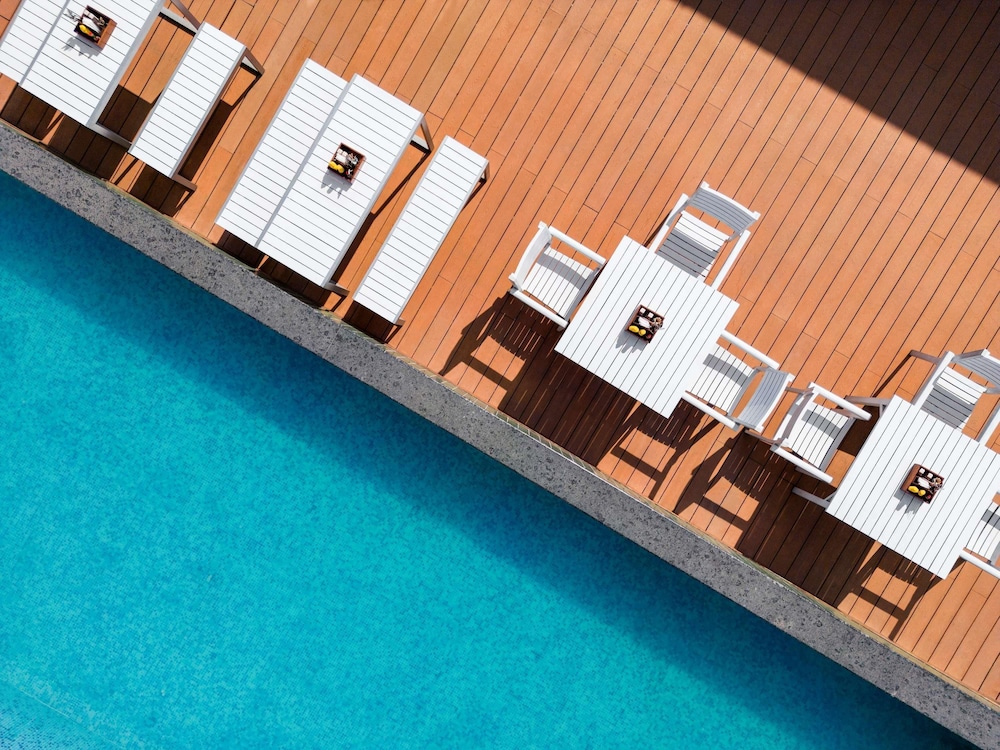 Novotel Guwahati GS Road 35/70