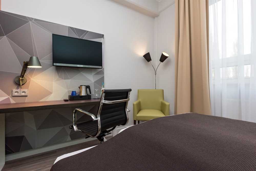 Hotel Dortmund Airport 11/28
