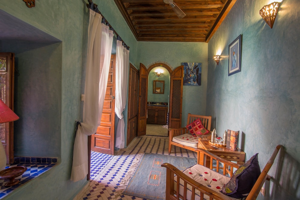 Riad Samsli 69/80