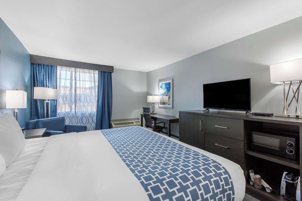 Cielo Hotel Bishop-Mammoth, an Ascend Collection Hotel 18/50