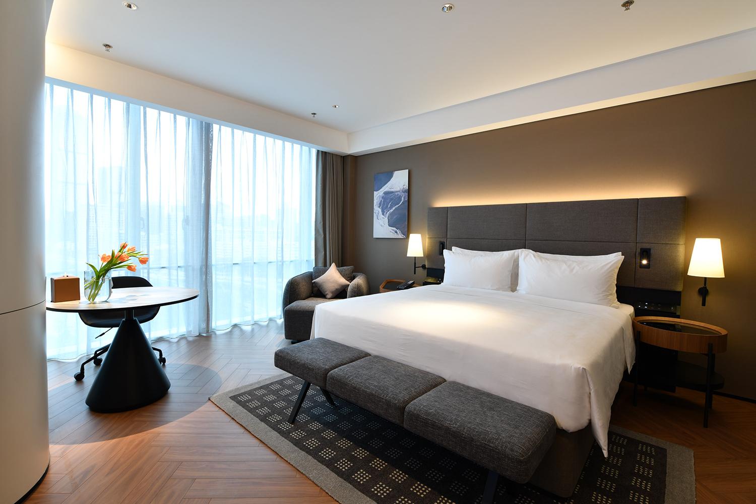 Inner, City, Executive, Queen Bed