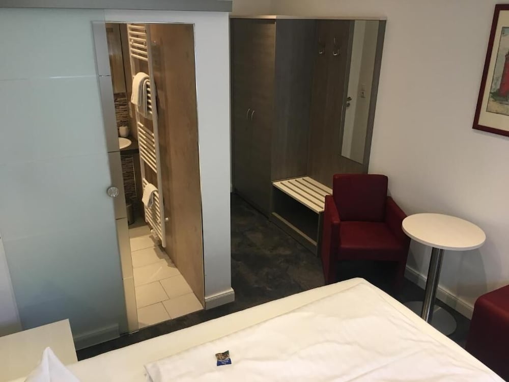 Hotel Am Stadtpark 26/63