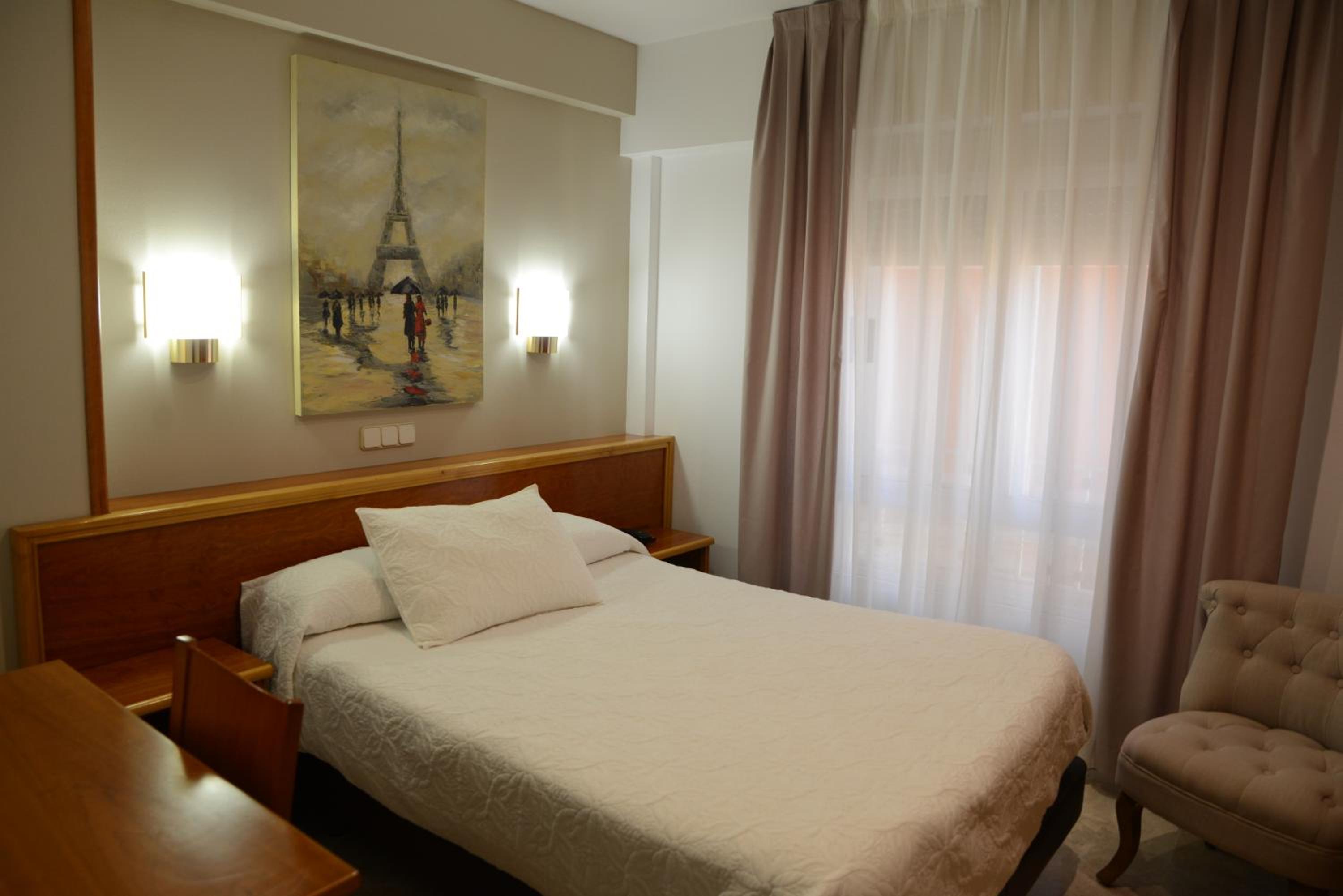 Hotel Escudero 34/58