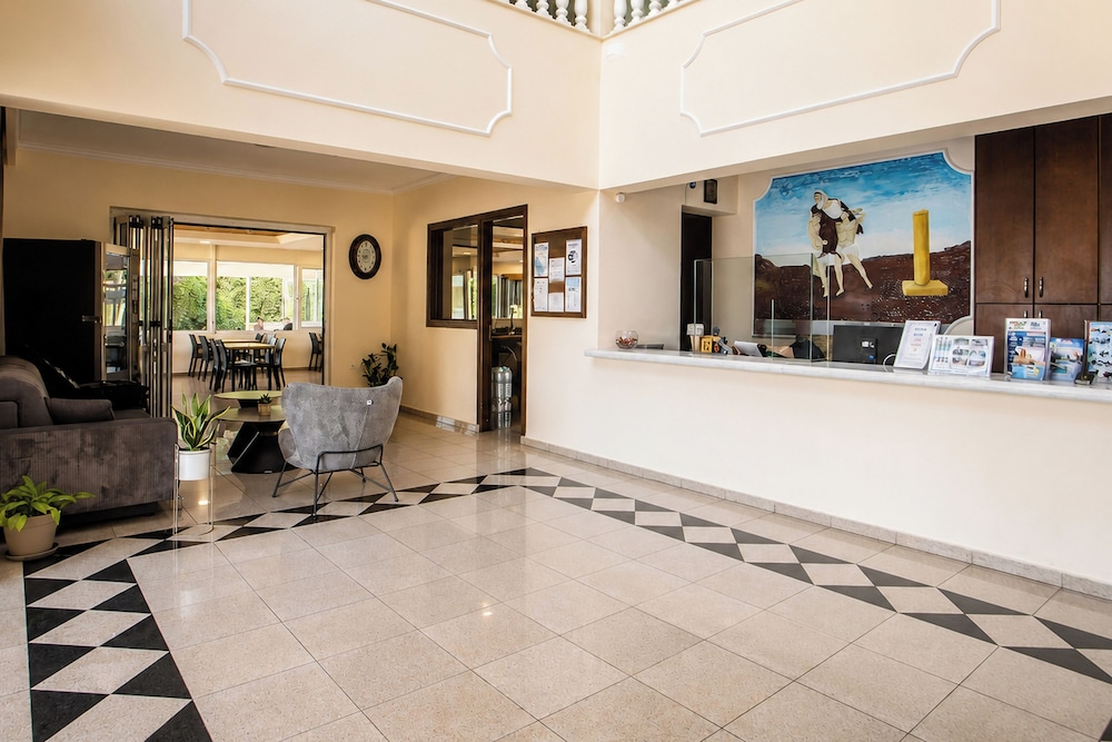 Diagoras Hotel 8/59