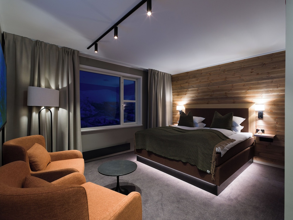 Skarsnuten Hotel 6/50