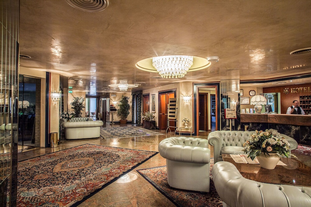 Leonardo Da Vinci Hotel 2/62