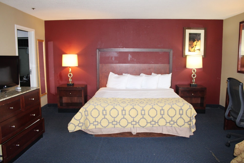 APM Inn and Suites 12/39