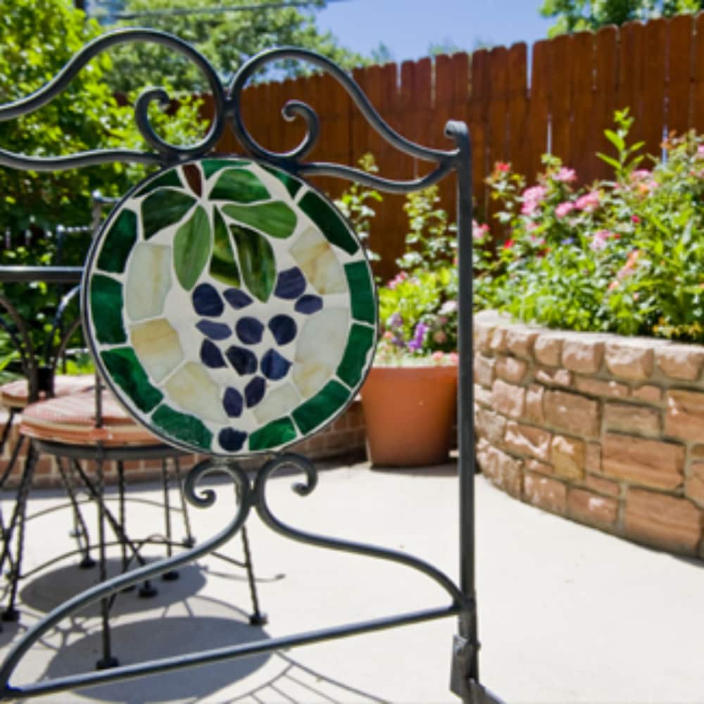 Queen Anne Bed And Breakfast 62/70