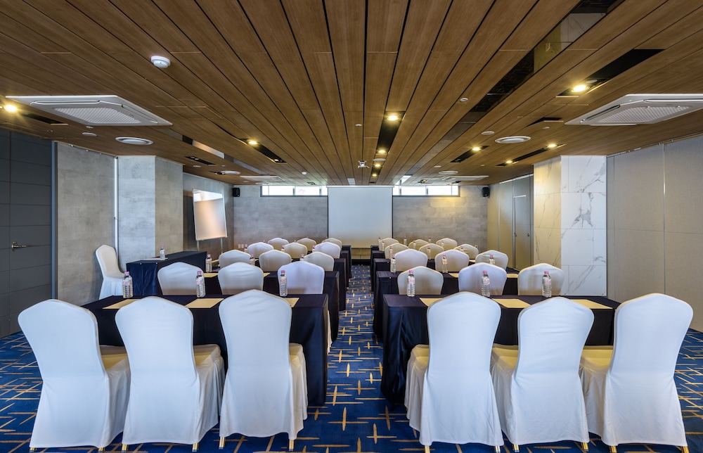 Aimi Jeju Beach Hotel 32/44