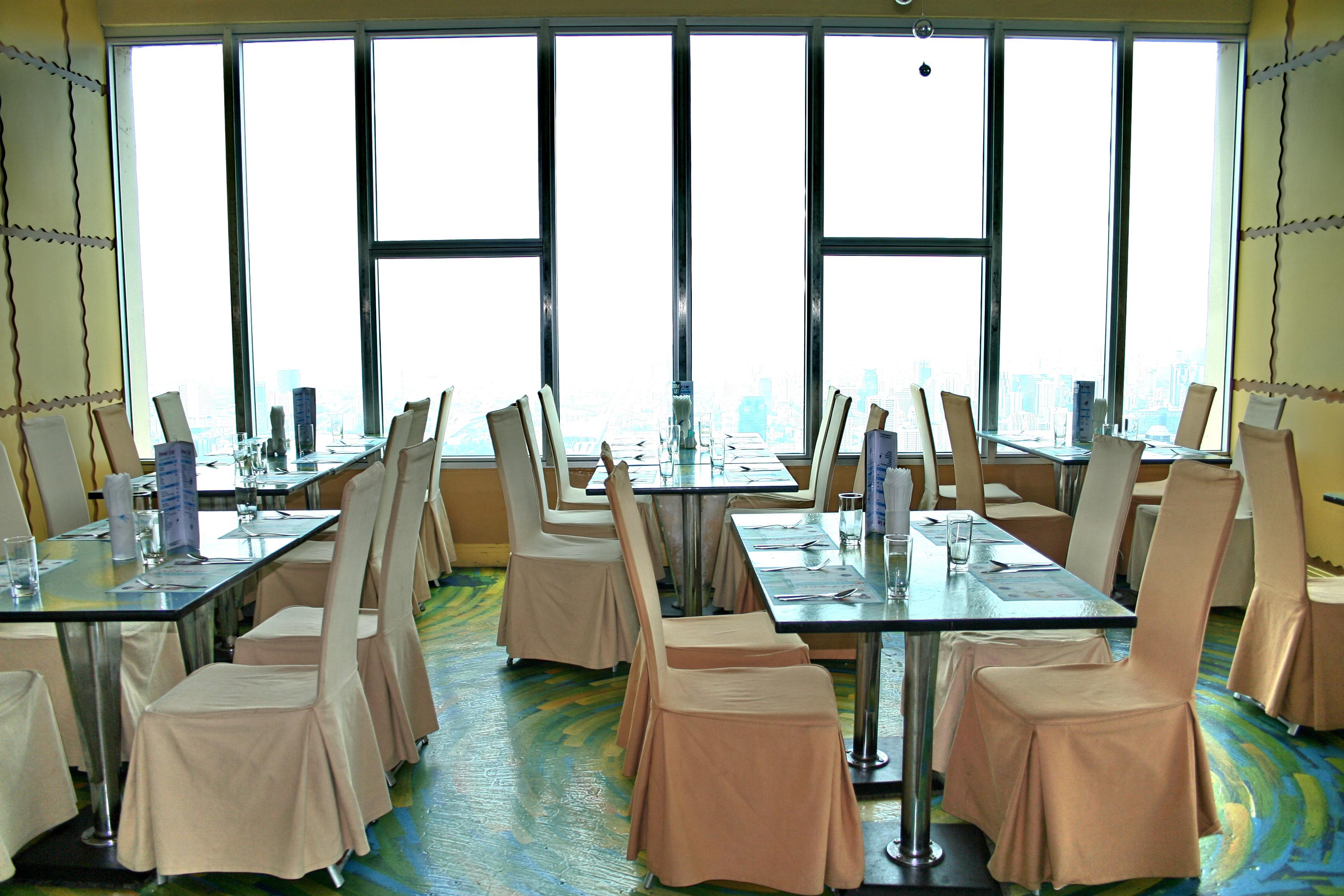 restaurant cafeteria