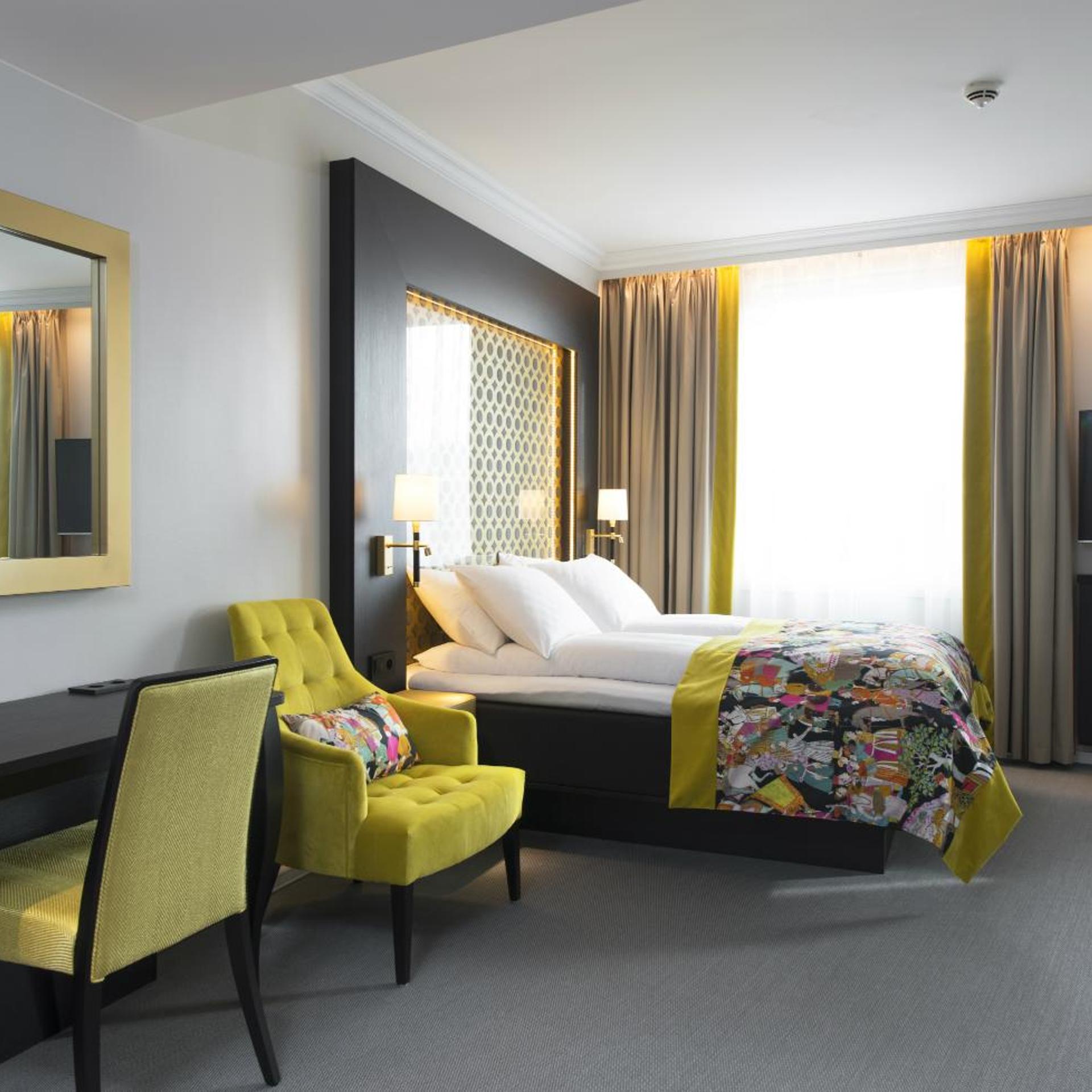 Business, Double Bed