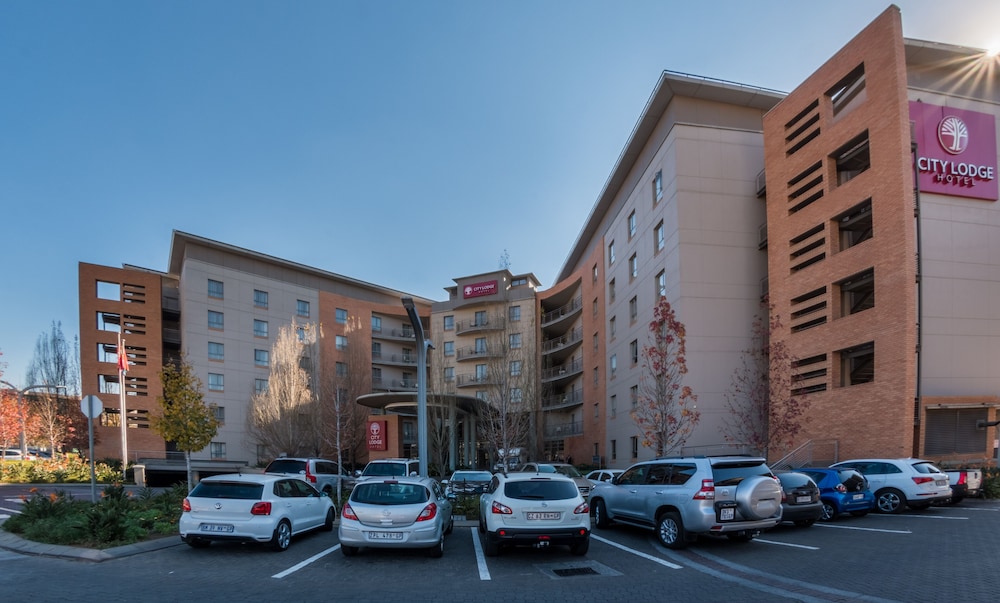 CITY LODGE LYNNWOOD in PRETORIA
