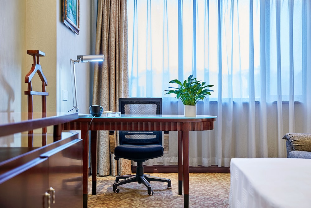 Grand Regency 43/58