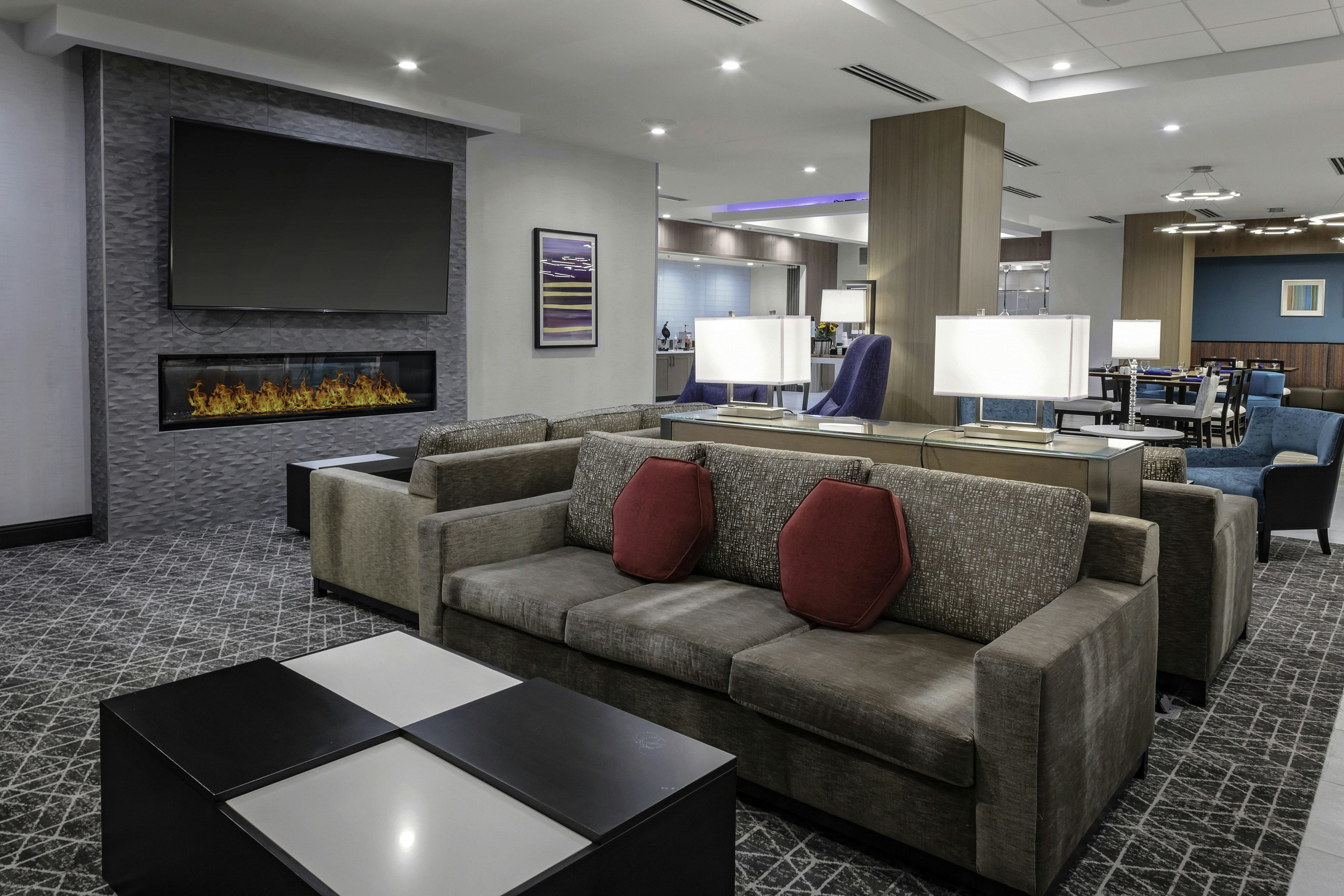 Hilton Garden Inn Colorado Springs Downtown 16/33