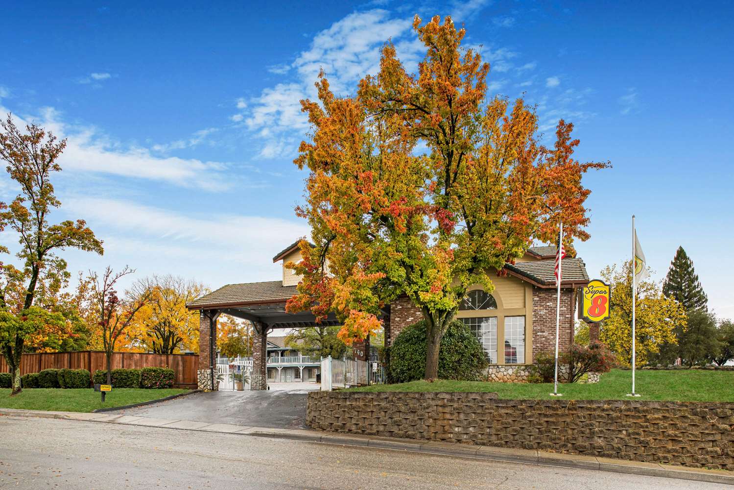 Super 8 By Wyndham Auburn 29/31