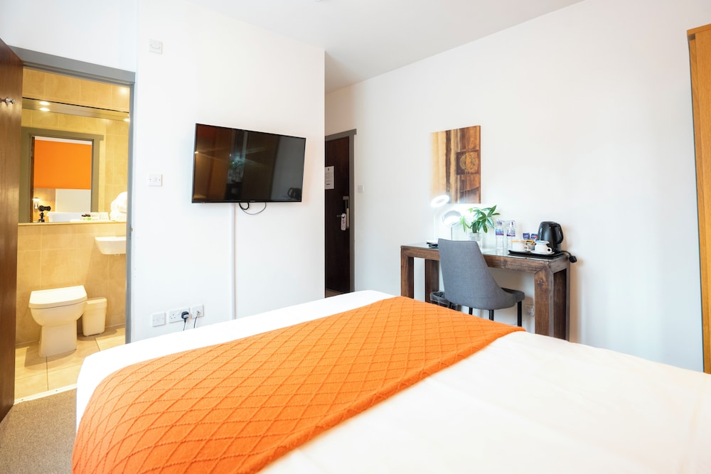 Remont Oxford Hotel 30/65