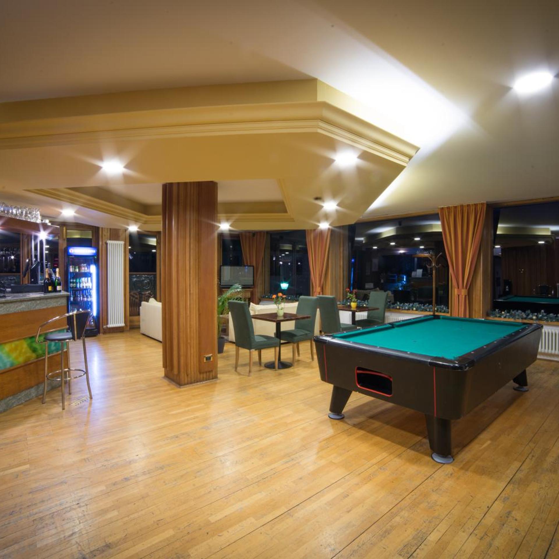 Ski Hotel Italia 33/54