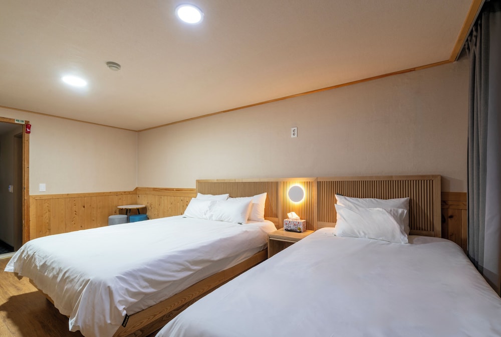 New Jeju Hotel 25/50