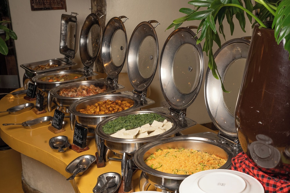 PrideInn Mara Camp 18/50