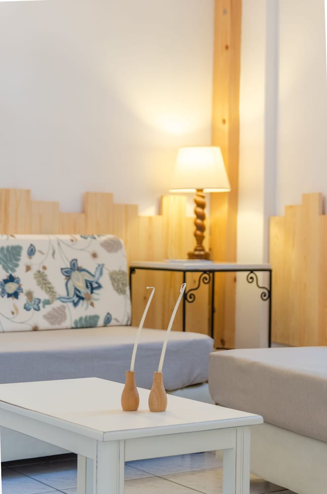 Happiness Apartments 40/75