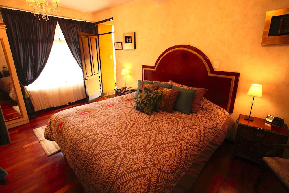 ANDEAN WINGS BOUTIQUE HOTEL 14/35