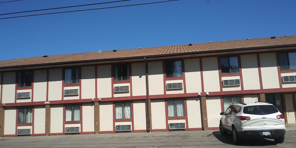 Guest Lodge 5/70