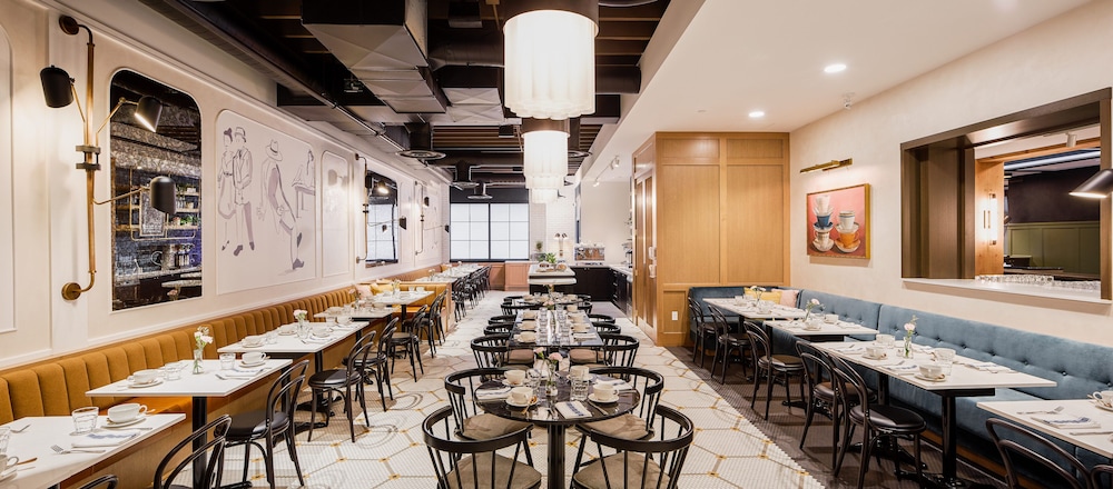 restaurant cafeteria