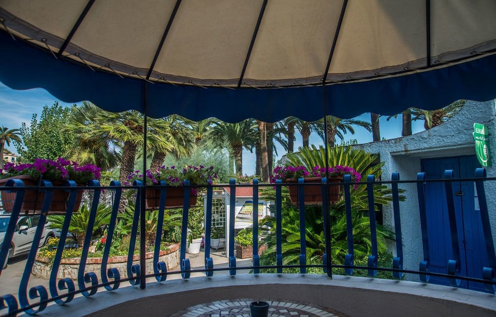 Le Palme Village 43/50