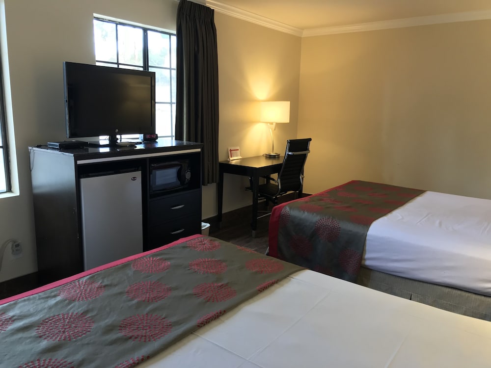 Ramada by Wyndham - Poway 11/51
