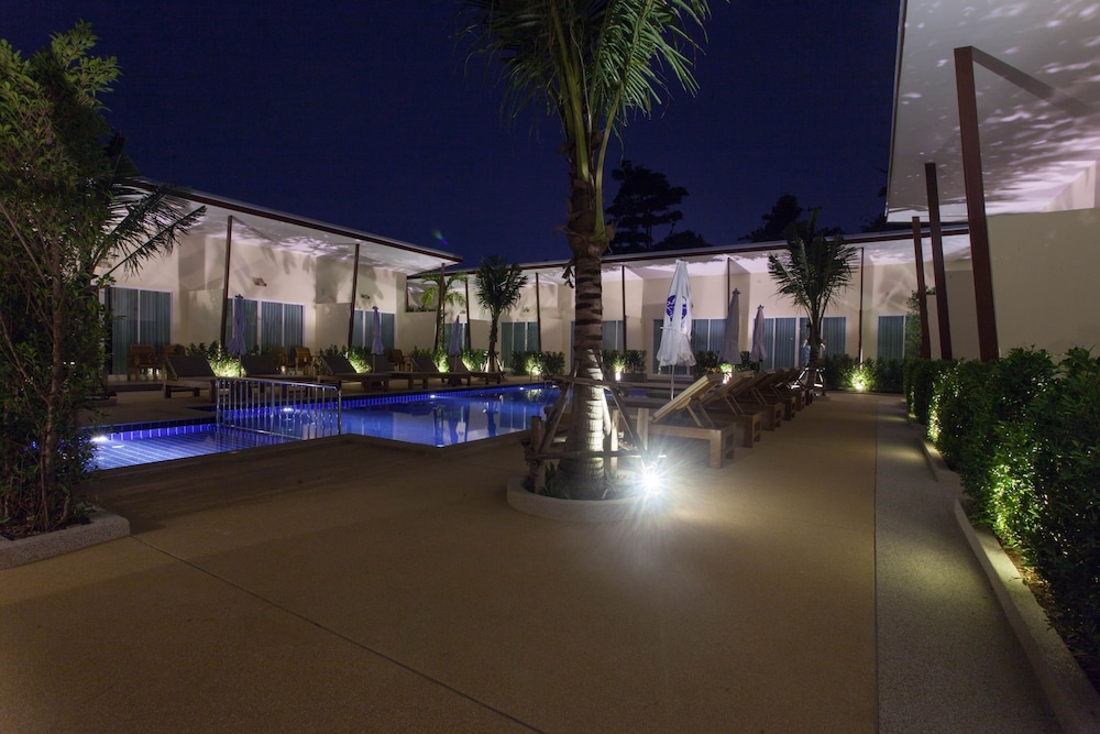 Chalong Princess Pool Villa Resort 6/37