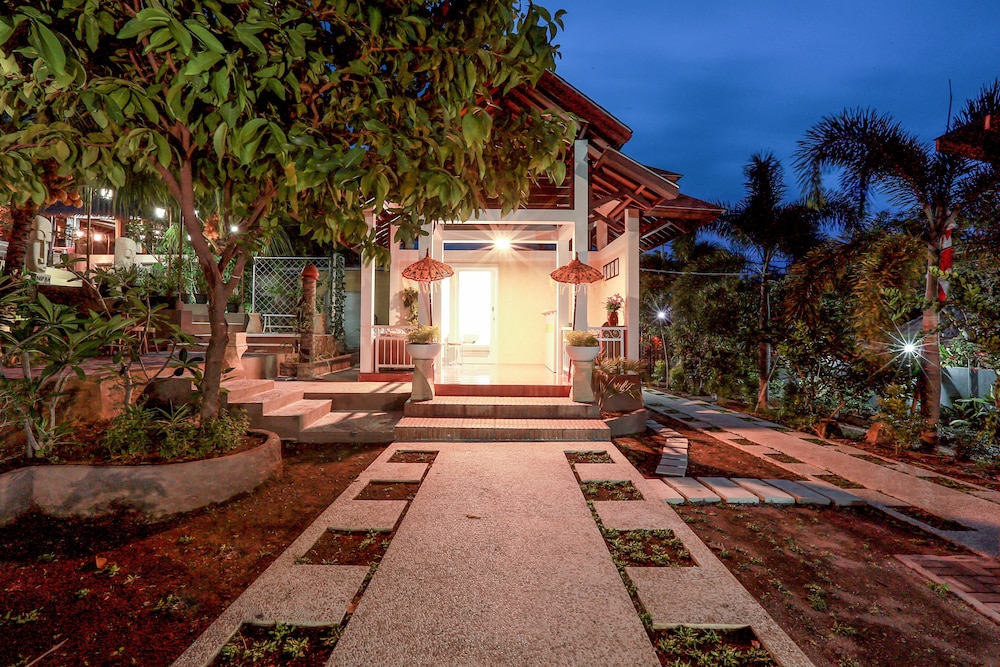 Nipah Pool Villas & Restaurant 35/50