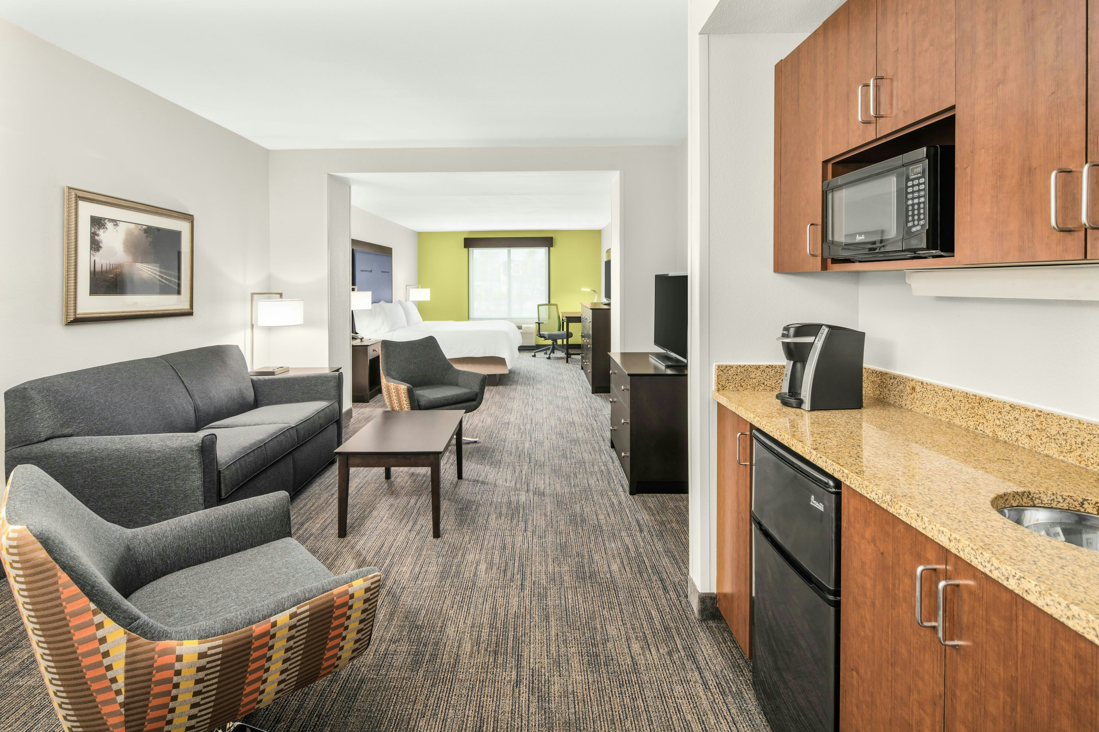 Holiday Inn Express Hotel And Suites Wilmington Newark 45/72