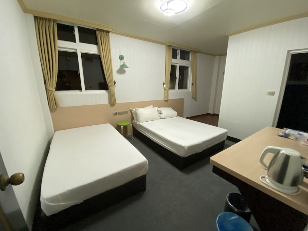 Rich Zone Hotel 13/30