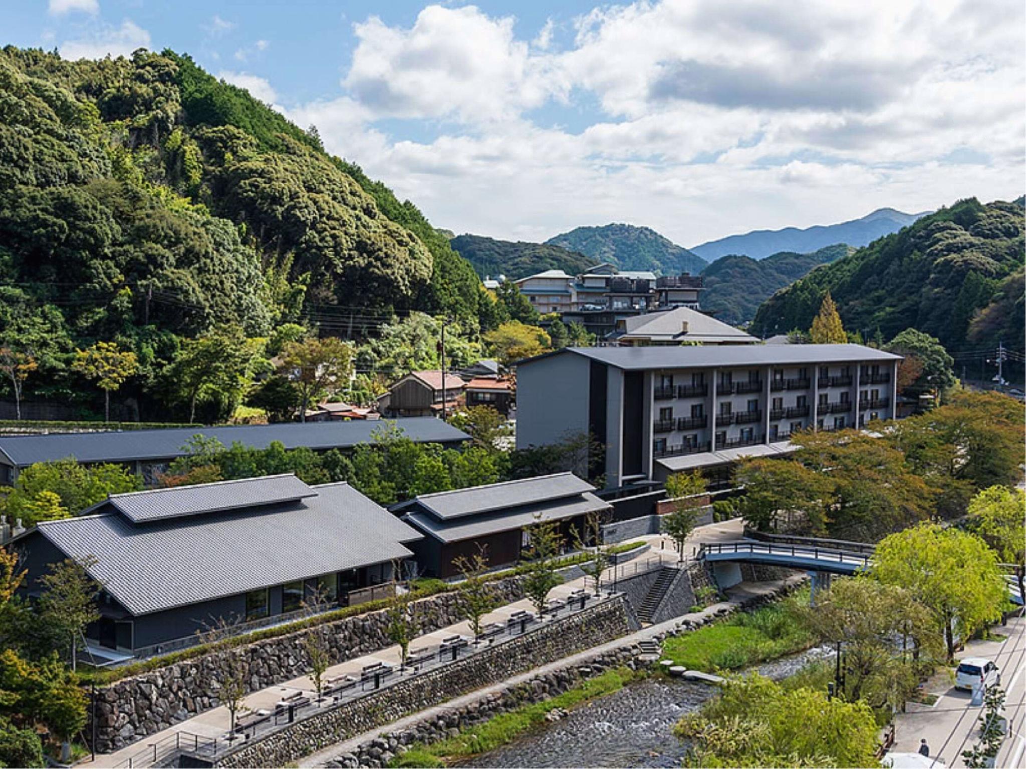 Yumoto Highland Hotel Fuji 34/35