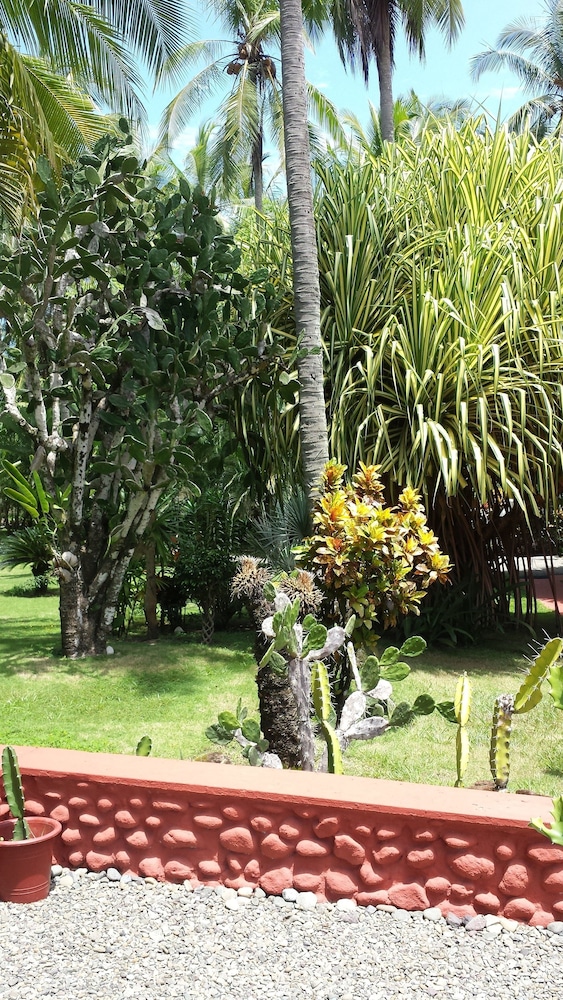 Beso del Viento - Adults Only 30/50