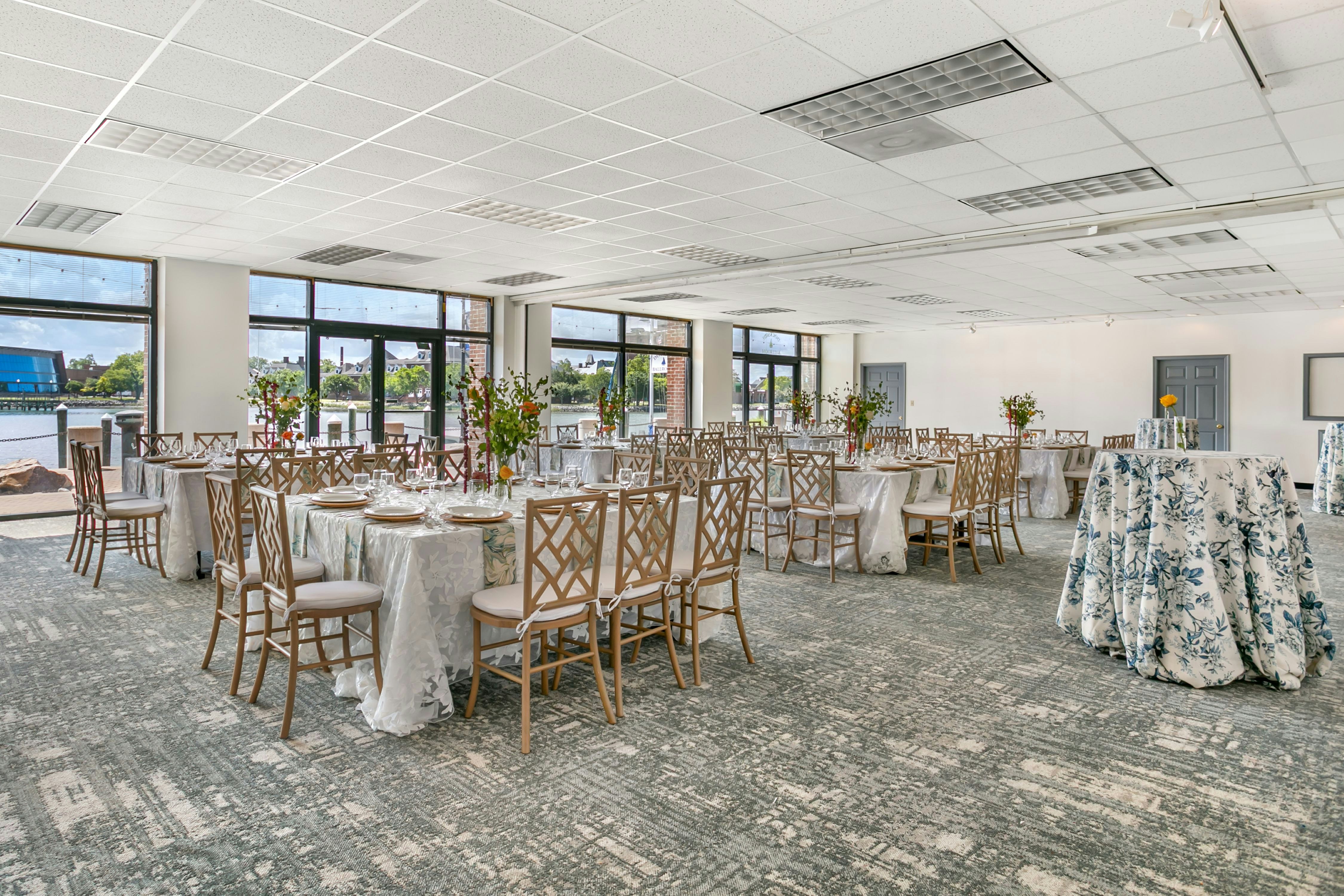 The Landing At Hampton Marina Tapestry Collection By Hilton 39/48