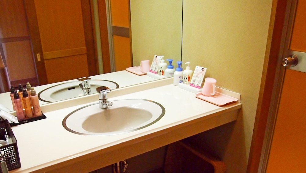 ISAWA VIEW HOTEL 40/48
