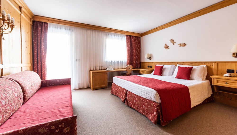 Hotel Antares 28/70