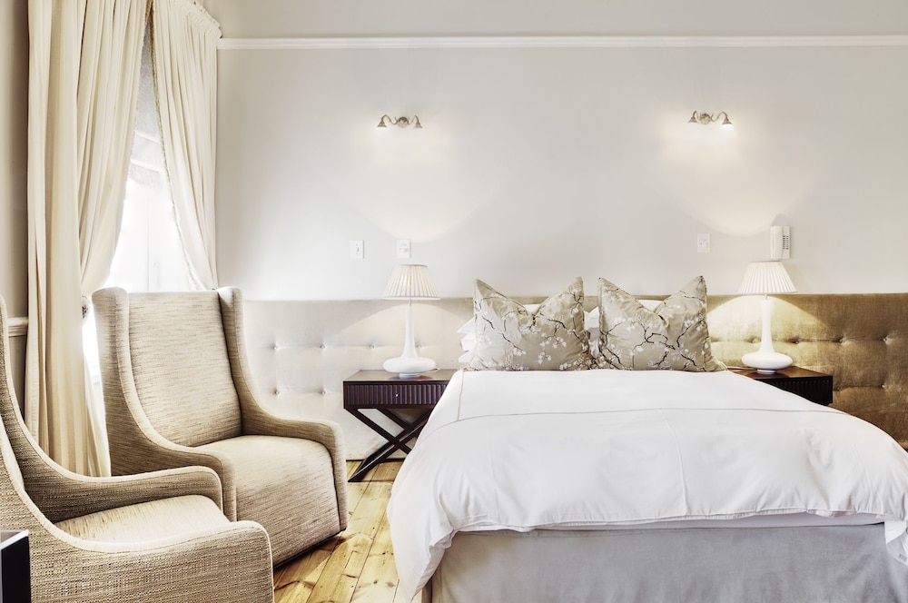 Banksia Boutique 16/49