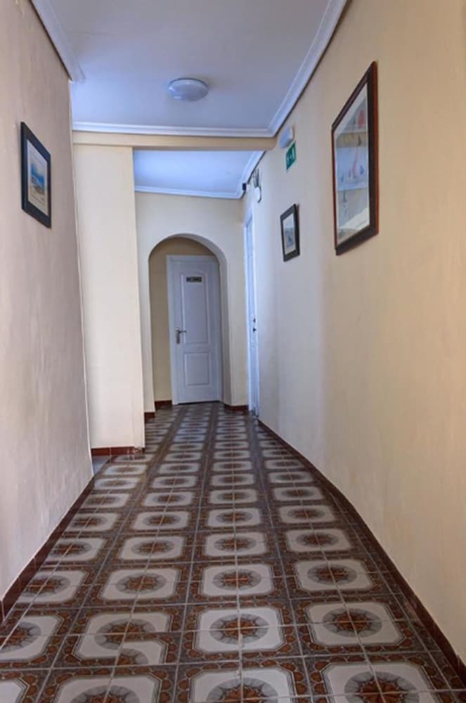 Pension Azahar 3/50