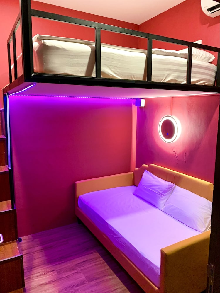 Arena Esports Hotel Bugis 13/50