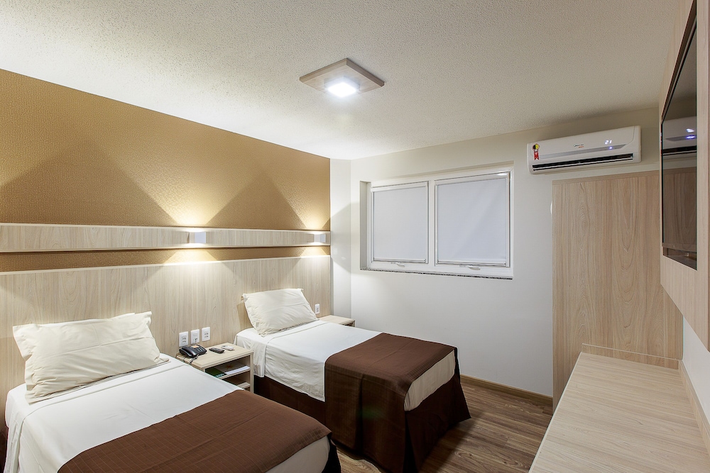 Luz Hotel by Castelo Itaipava 12/72