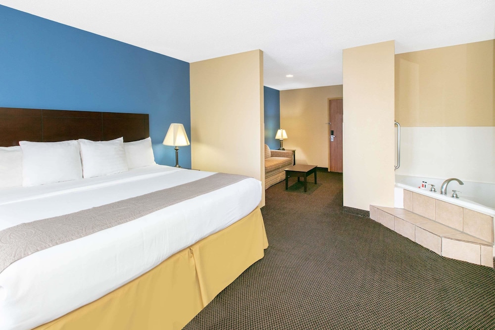 Days Inn By Wyndham Tulsa Central 14/42