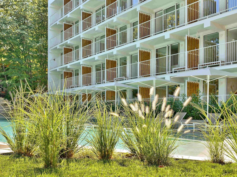 ibis Styles Golden Sands Roomer Hotel 3/45
