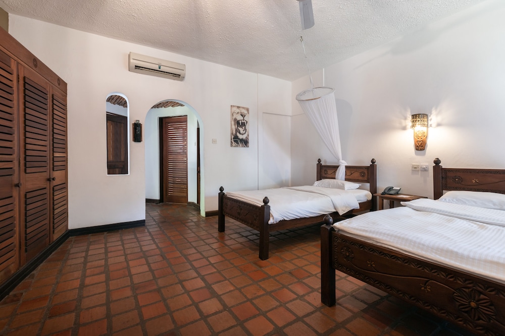 Severin Sea Lodge 14/63