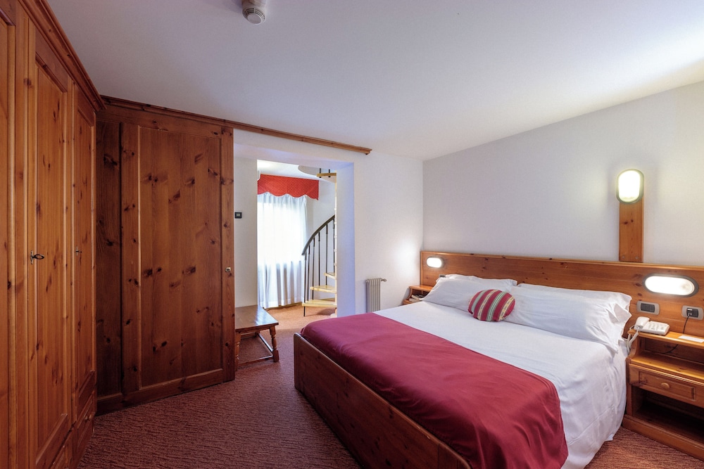 Hotel Miramonti Corvara 14/48