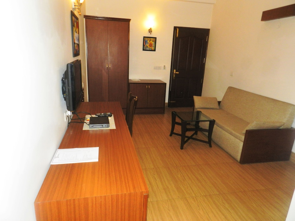 Tavisha Villa Gurgaon 23/40