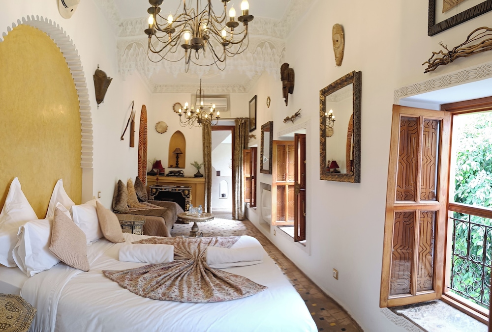 Riad Asrari 15/49