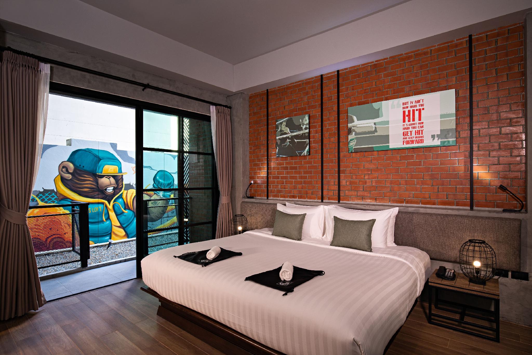 S Loft, Double or Twin Bed