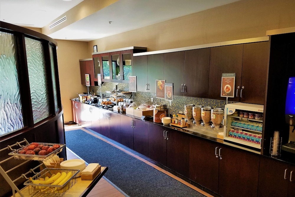 SpringHill Suites by Marriott Modesto 23/28